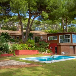 Maresme & Rosa Lodge